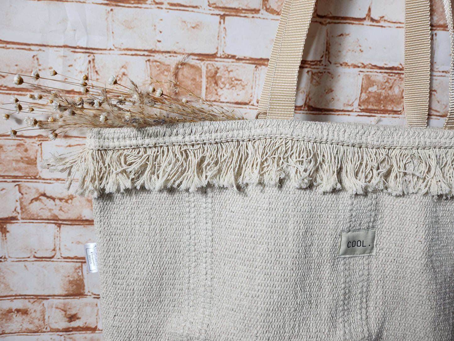 Shopper aus Upcycling Teppich "COOL"