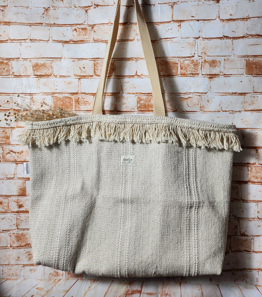 Shopper aus Upcycling Teppich "lovely"